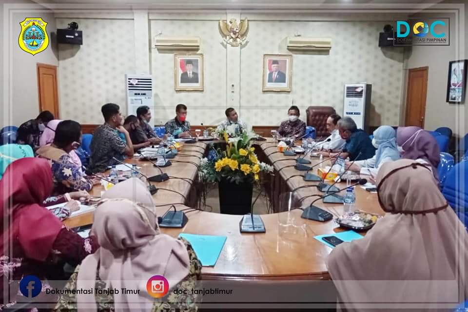 Bupati Tanjung Jabung Timur Romi Hariyanto dalam audensi dengan BPCB Jambi, Dinas Parbudpora, Bappeda, dan Tokoh Budaya