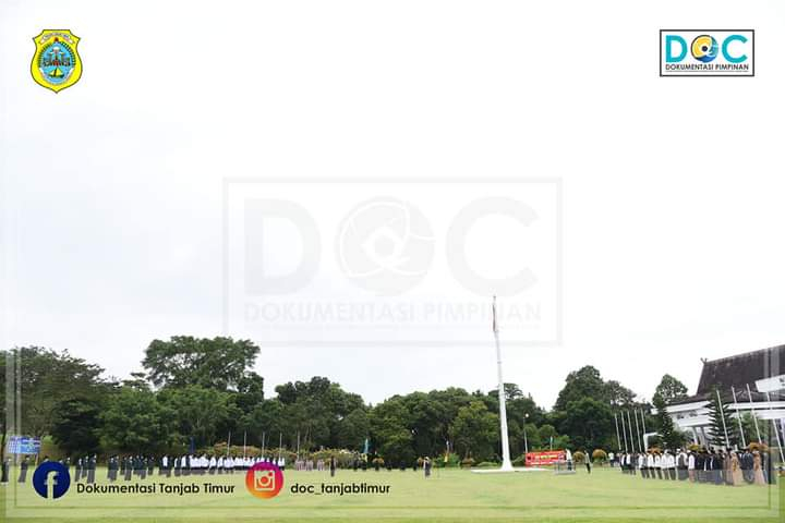 Upacara Peringatan Hari Santri ke 5 di lapangan Kantor Bupati Tanjung Jabung Timur
