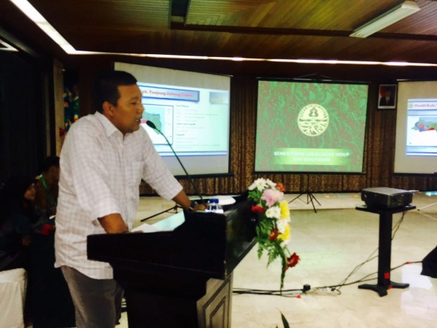 Bupati Tanjung Jabung Timur Romi Hariyanto menyampaikan pemaparan gambaran kondisi Tanjab Timur